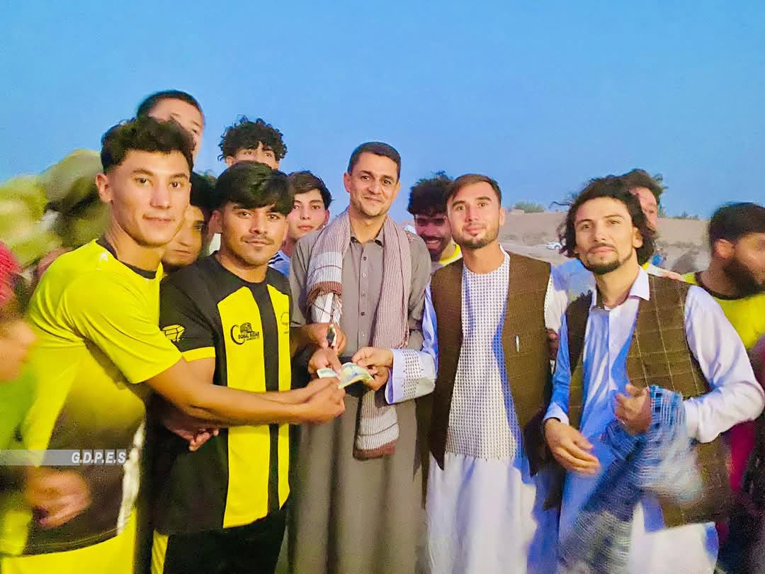 کندز ؛ امام صاحب ولسوالۍ کې د ۱۰ لوبډلو ترمنځ د فوټبال سيالۍ پای ته ورسېدې