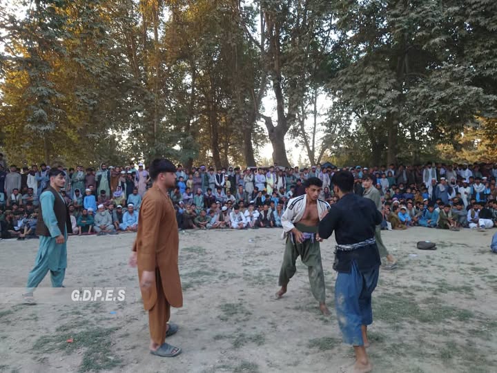 کندز؛ خان آباد ولسوالۍ کې د ۸۰ پهلوانانو ترمنځ د کورش سيالۍ وشوې