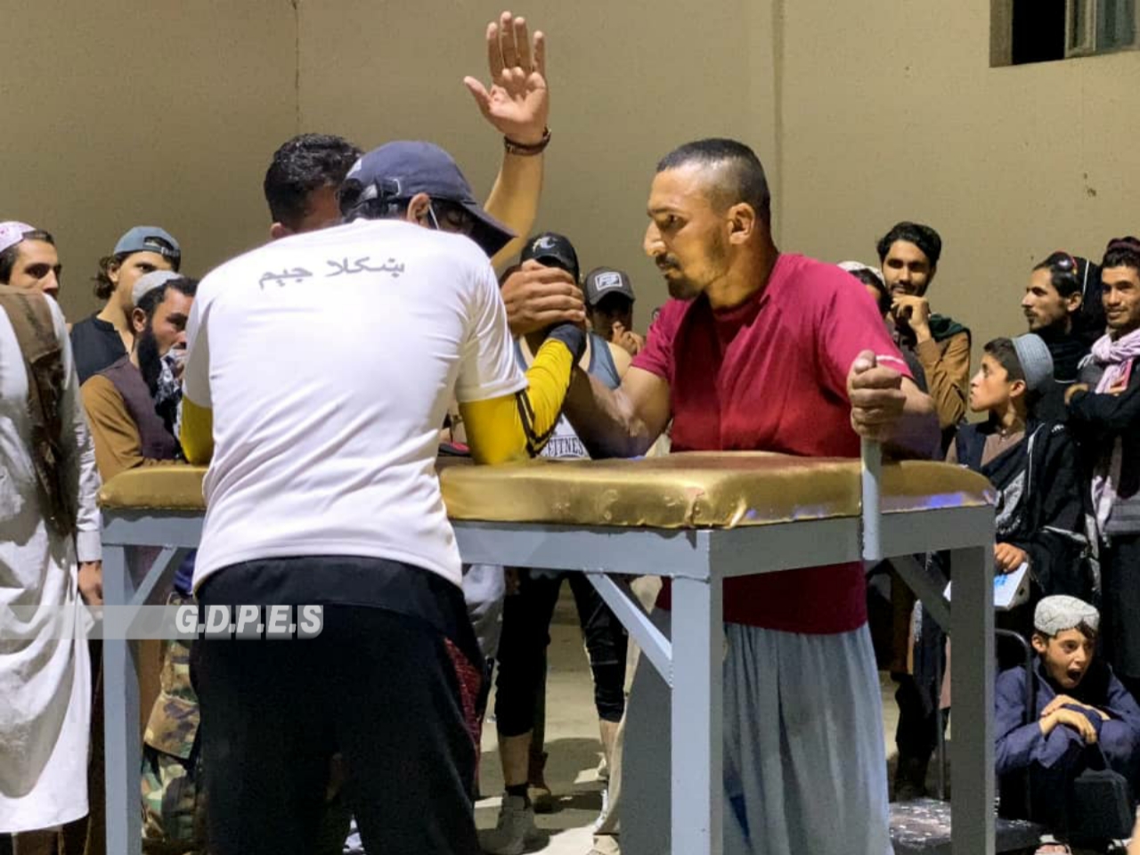 پکتيکا کې د ۵۰ ورزشکارانو ترمنځ د لاس چپه کولو سيالۍ وشوې