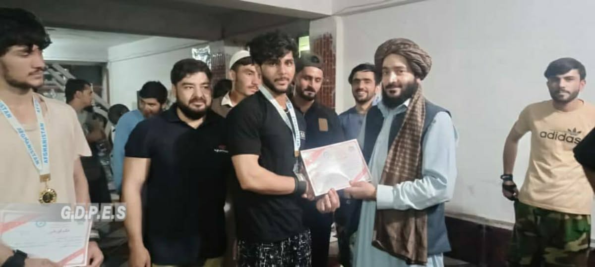 زابل؛ په مرکز قلات ښار کې د ۱۸ ورزشکارانو ترمنځ د بدن ښکلا ټاکنيزې سيالۍ وشوې