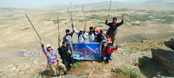 صعود تيم کوهنوردی دیارسنایی به کوه های کیهان در غزنی