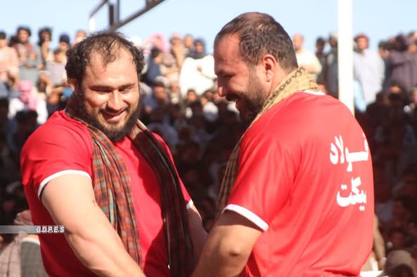 رقابت های پهلوانی با اشتراک ۱۰۰ تن در هرات برگزار شد