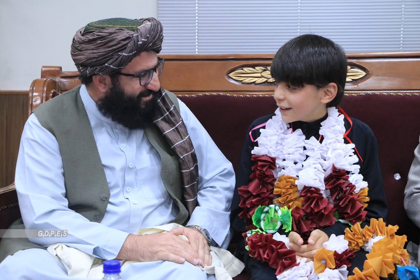 کابل؛ مراسم تقدیر و تشویق از محمد عثمان عاطف نوجوان با استعداد فوتبالیست کشور برگزار شد