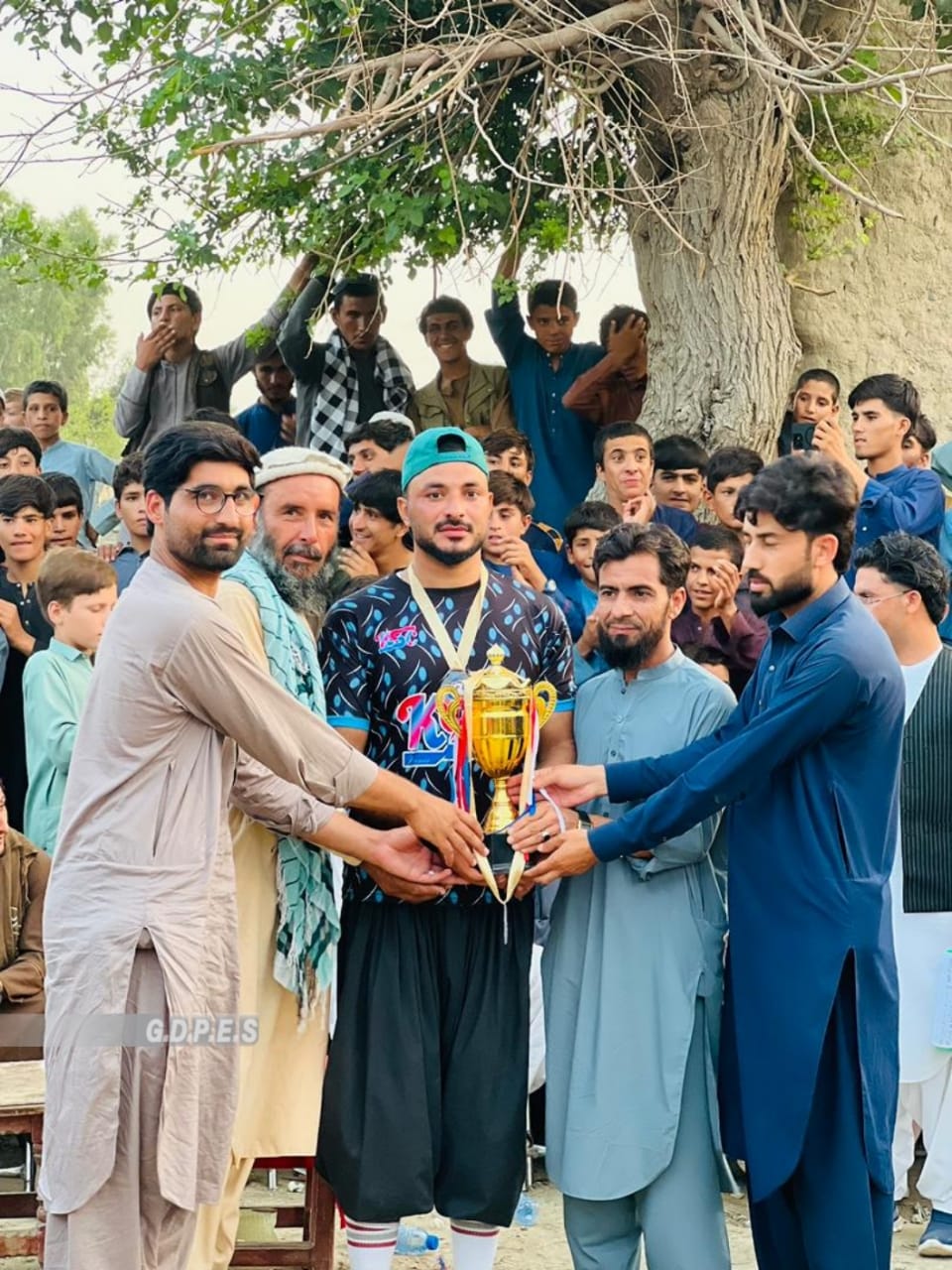 کنر؛ رقابت‌های تیپ‌بال کرکت میان هشت تیم در ولسوالی منوره به پایان رسید