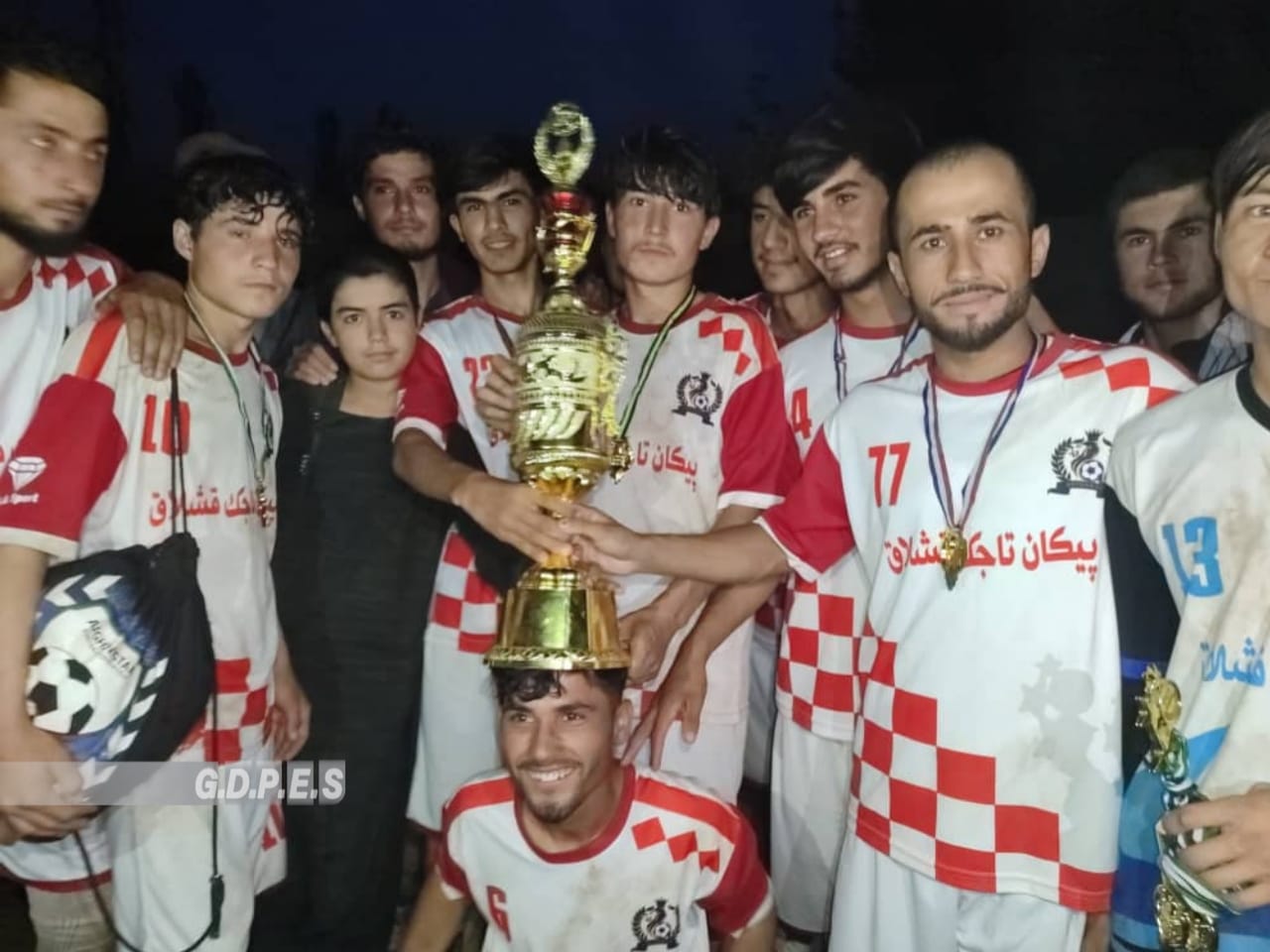 کندز؛ مسابقات فوتسال با اشتراک هشت تیم در ولسوالی ارچی به پایان رسید