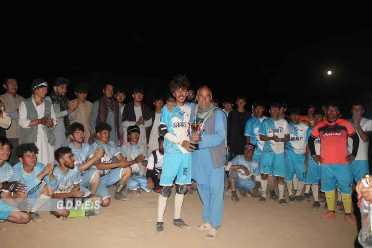 بامیان؛ ورس ولسوالۍ کې د ۲۰ لوبډلو ترمنځ د فوټبال سيالۍ د جوانان جوقل لوبډلې په اتلولۍ پای ته ورسېدې