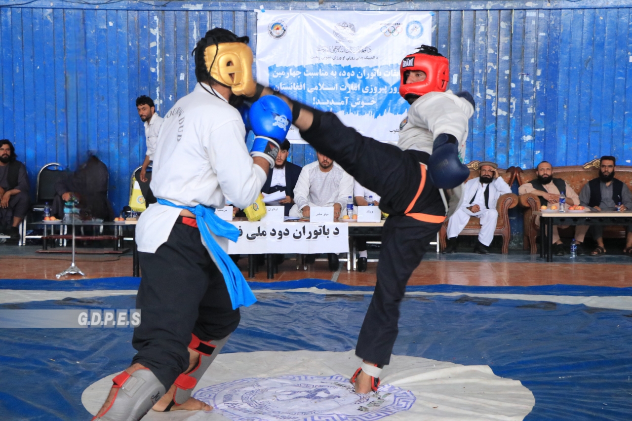 کابل؛ مسابقات باتوران‌ دود با اشتراک ۱۰۰ ورزشکار آغاز گردید
