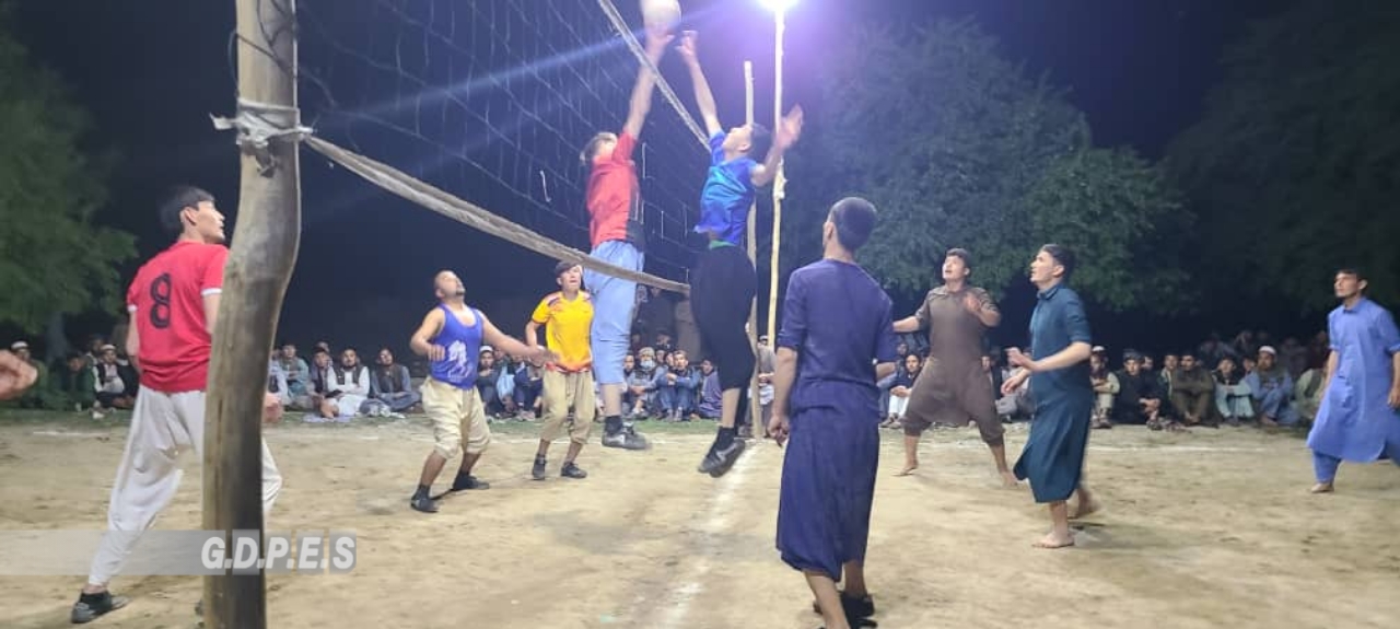 کندز؛ مسابقات والیبال با اشتراک هشت تیم در ولسوالی قلعه ذال برگزار گردید