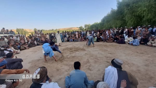 زابل؛ مرکز قلات ښار کې د ۳۰ ورزشکارانو ترمنځ د سیمه‌ییزې غېږ نیونې سیالۍ ترسره شوې