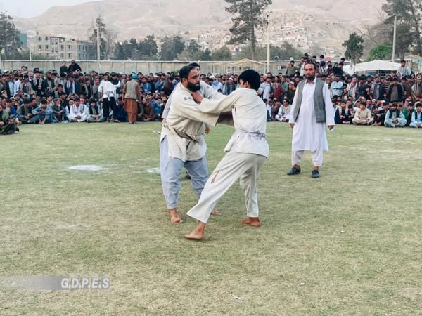 بغلان؛ مسابقات پهلوانی کورش با اشتراک ۶۰ ورزشکار در شهر پلخمری برگزار گردید