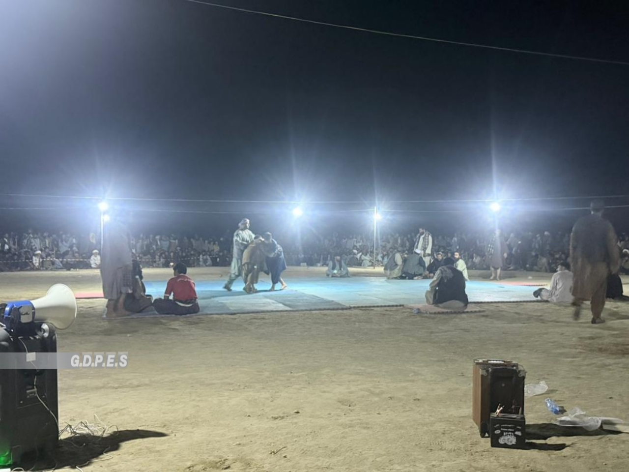 بادغیس؛ مسابقات پهلوانی با اشتراک پنجاه ورزشکار در ولسوالی آبکمری برگزاری گردید