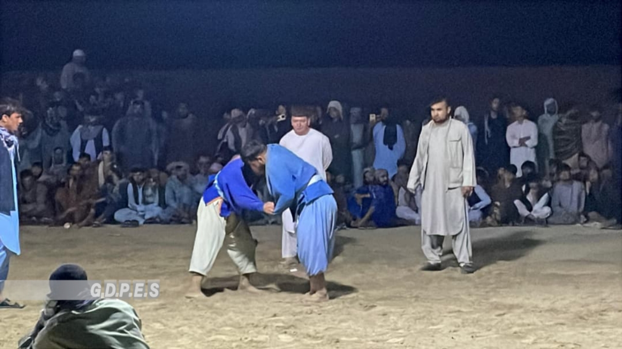 بلخ؛ بلخ ولسوالۍ کې د ٨٠ کورشکارانو ترمنځ د کورش سیمه ییزې سیالۍ ترسره شوې