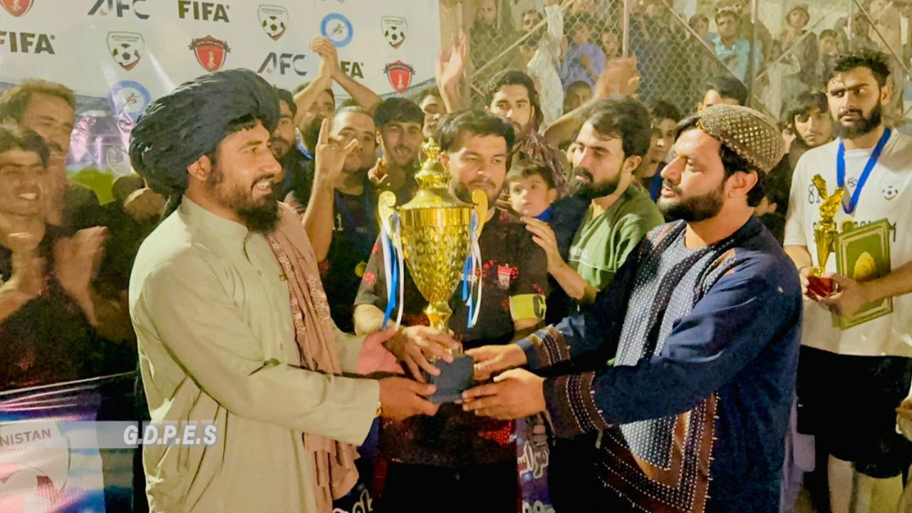 نیمروز؛ مسابقات فوتبال با اشتراک سیزده تیم با قهرمانی تیم ابو مسلم به پایان رسید 