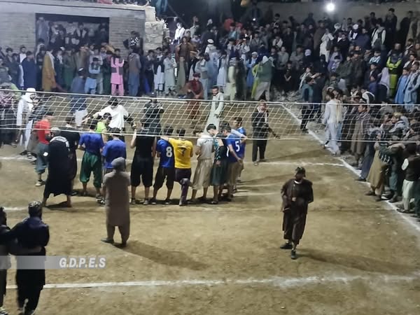 بغلان؛ مسابقات والیبال با اشتراک سه ولسوالی با قهرمانی تیم ولسوالی پلحصار به پایان رسید