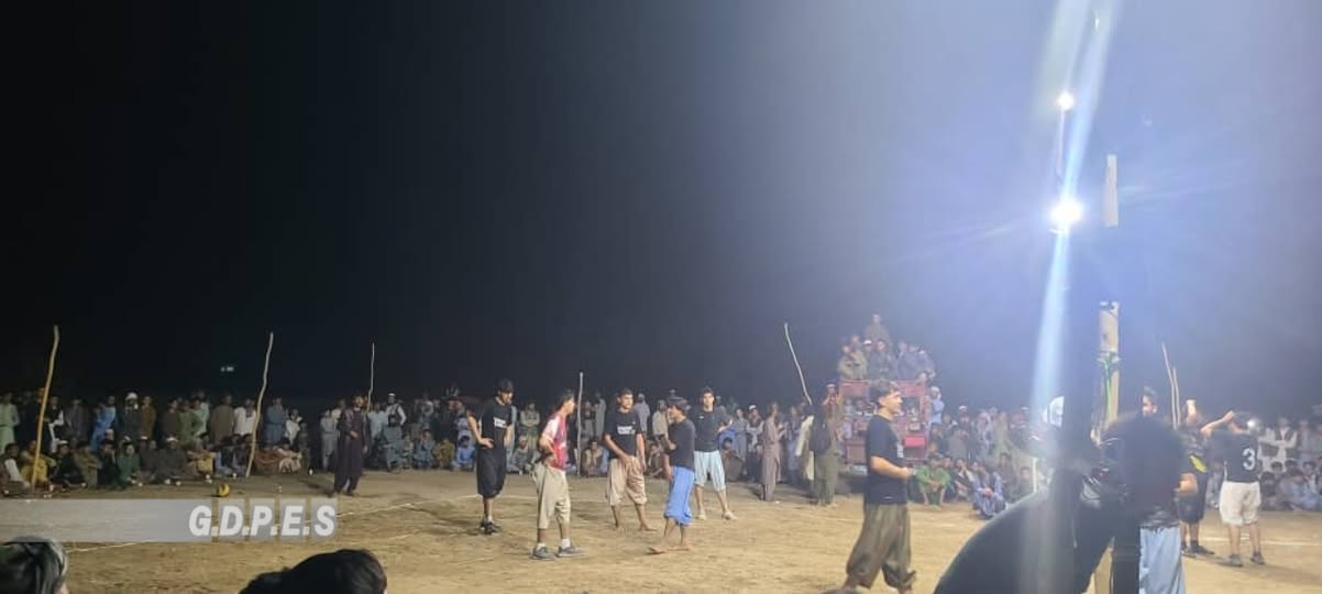 کندز؛ رقابت‌های والیبال میان چهار تیم در ولسوالی قلعه زال برگزار شد