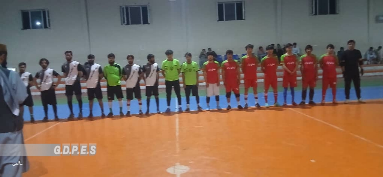 پایان مسابقات فوتسال محصلان میدان وردک مقیم در بامیان