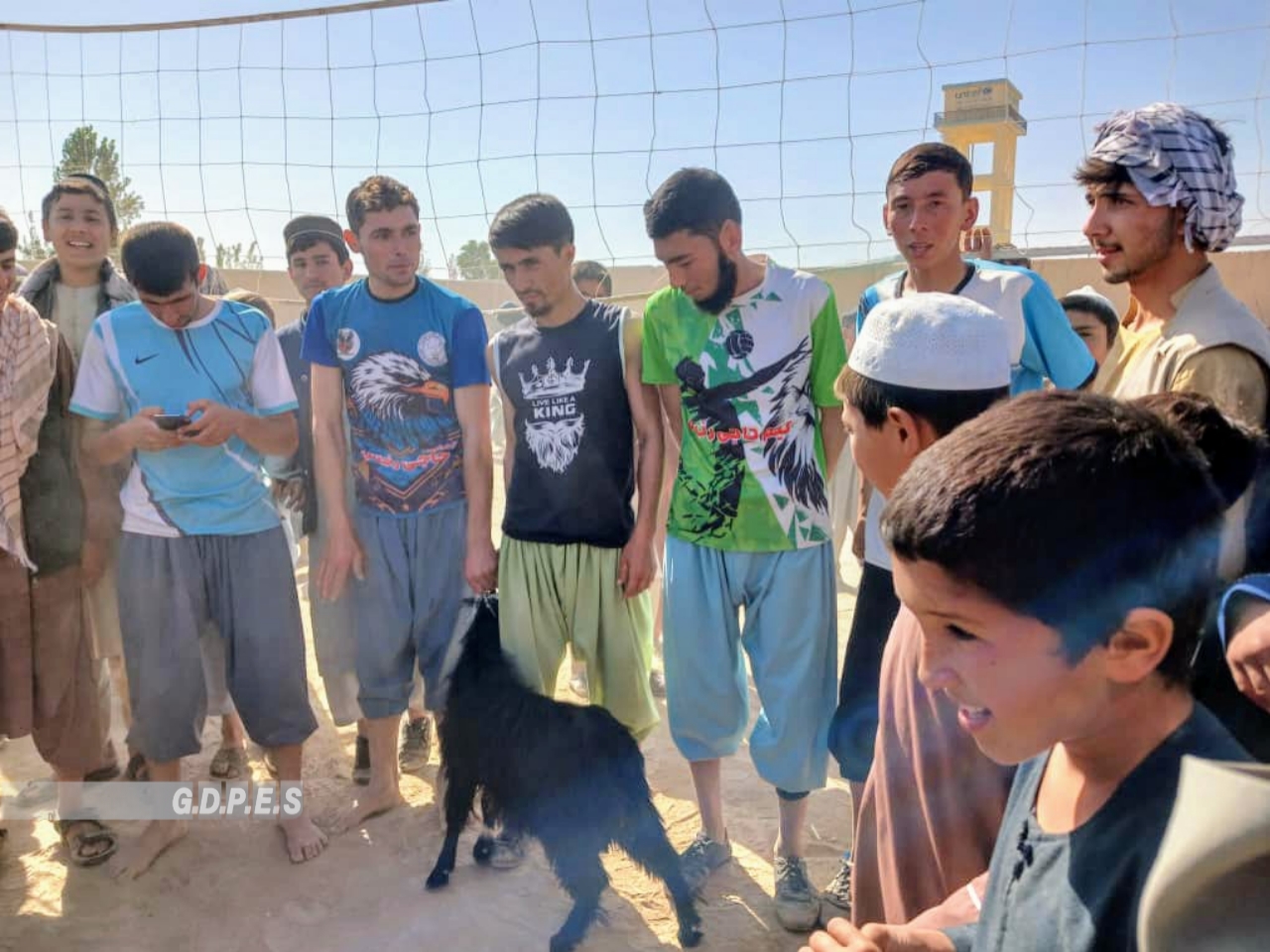 بلخ ؛ شورتپه ولسوالۍ کې د ۲۰ لوبډلو ترمنځ د واليبال سیالۍ ترسره شوې
