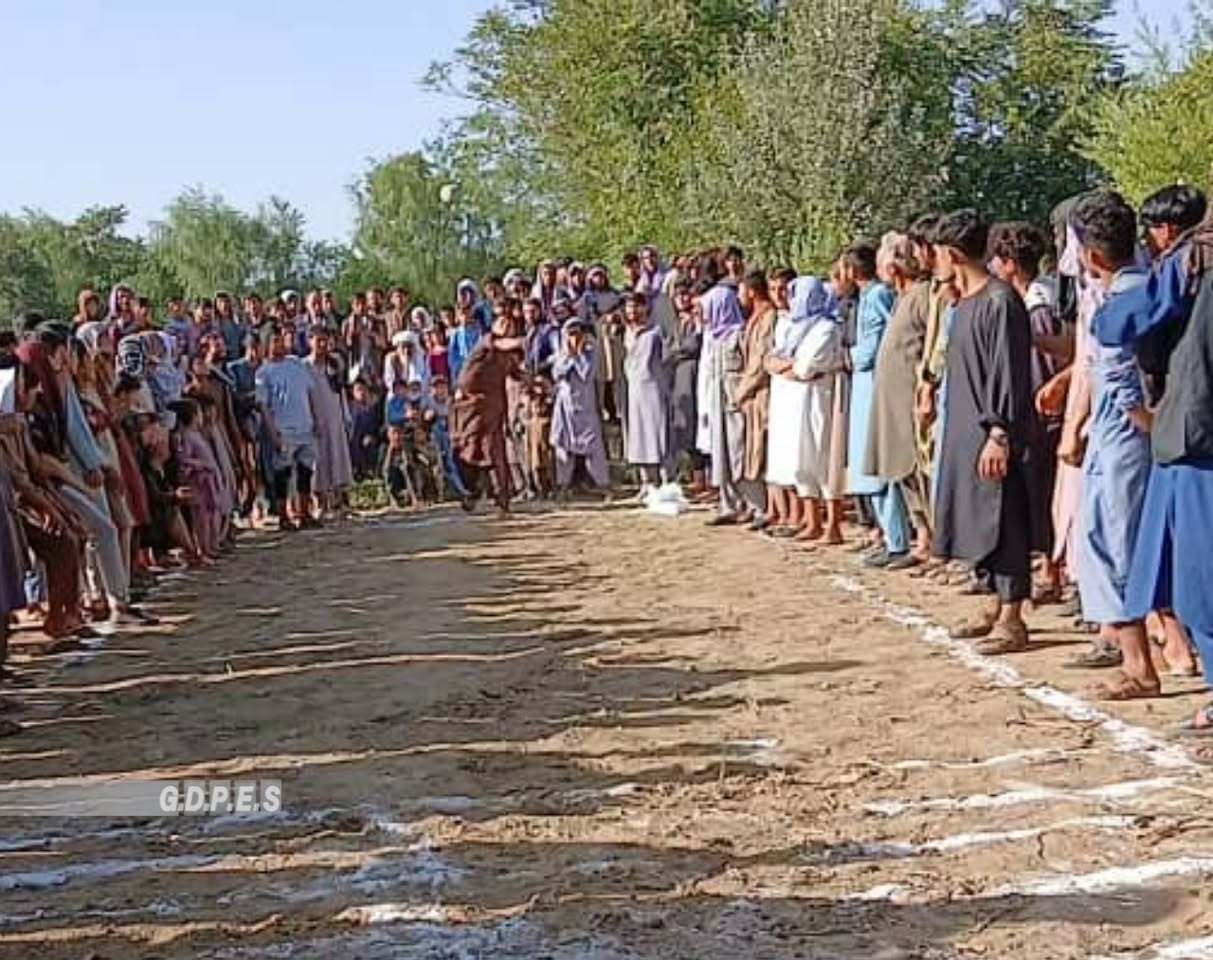 کاپیسا کې د ۴۰ ورزشکارانو ترمنځ د تیږې اچولو سیالۍ ترسره شوې