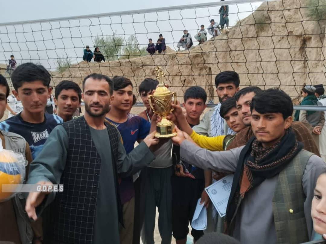 بغلان؛ پایان رقابت های والیبال جوانان ۱۸ سال در ولسوالی ده صلاح اندراب