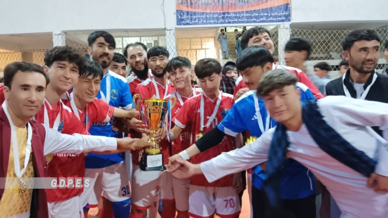 غزنی؛ مسابقات فوتسال با اشتراک ۳۲ تیم با قهرمانی تیم اتحاد سنگ‌ماشه به پایان رسید