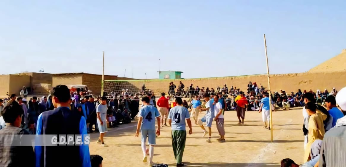 جوزجان؛ مسابقات والیبال با اشتراک شش تیم در ولسوالی قوشتپه پایان یافت