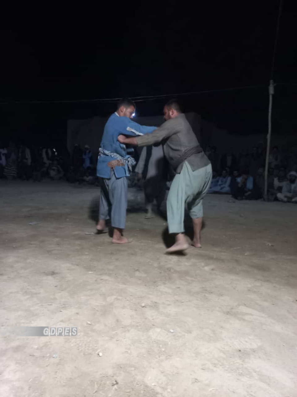 بلخ؛ مسابقات کورش با اشتراک ۵۰ ورزشکار در ولسوالی بلخ برگزار شد