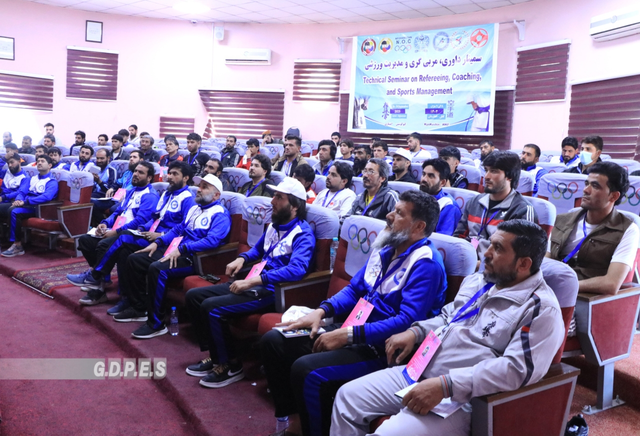 کابل کې ۱۰۰ روزونکو او لوبڅارانو ته د ظرفيت لوړونې ښوونیز سمينار پيل شو