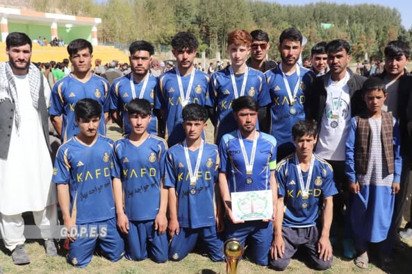 غور؛ مسابقات لیگ دسته یک فوتبال با اشتراک هشت تیم با قهرمانی تیم امید شیخ ها به پایان رسید