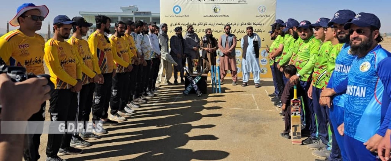 پکتیکا؛ رقابت‌های تیپ‌بال کرکت میان شش تیم رسانه‌ها در شهر شرن آغاز شد