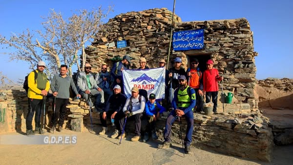 هرات کې د پامیر غرختنې لوبډله د قلل سنګ سیاه غرونو ته وختله