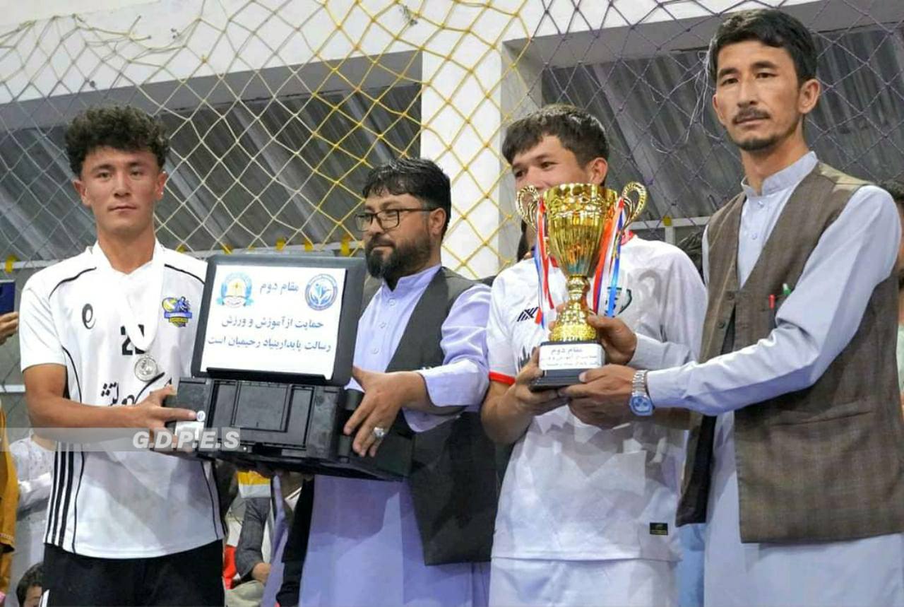 غزنی؛ رقابتهای جام معارف جاغور در دو رشته ورزشی فوتسال و والیبال به پایان رسید