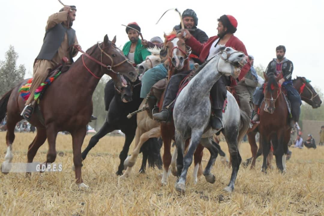 تخا؛ رقابت های بزکشی با اشتراک ۴۰ چاپ انداز در شهر تالقان برگزار شد