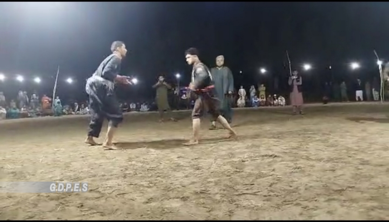 کندز؛ امام صاحب ولسوالۍ کې د ۵۴ کورشکارانو ترمنځ د کورش سیالۍ وشوې
