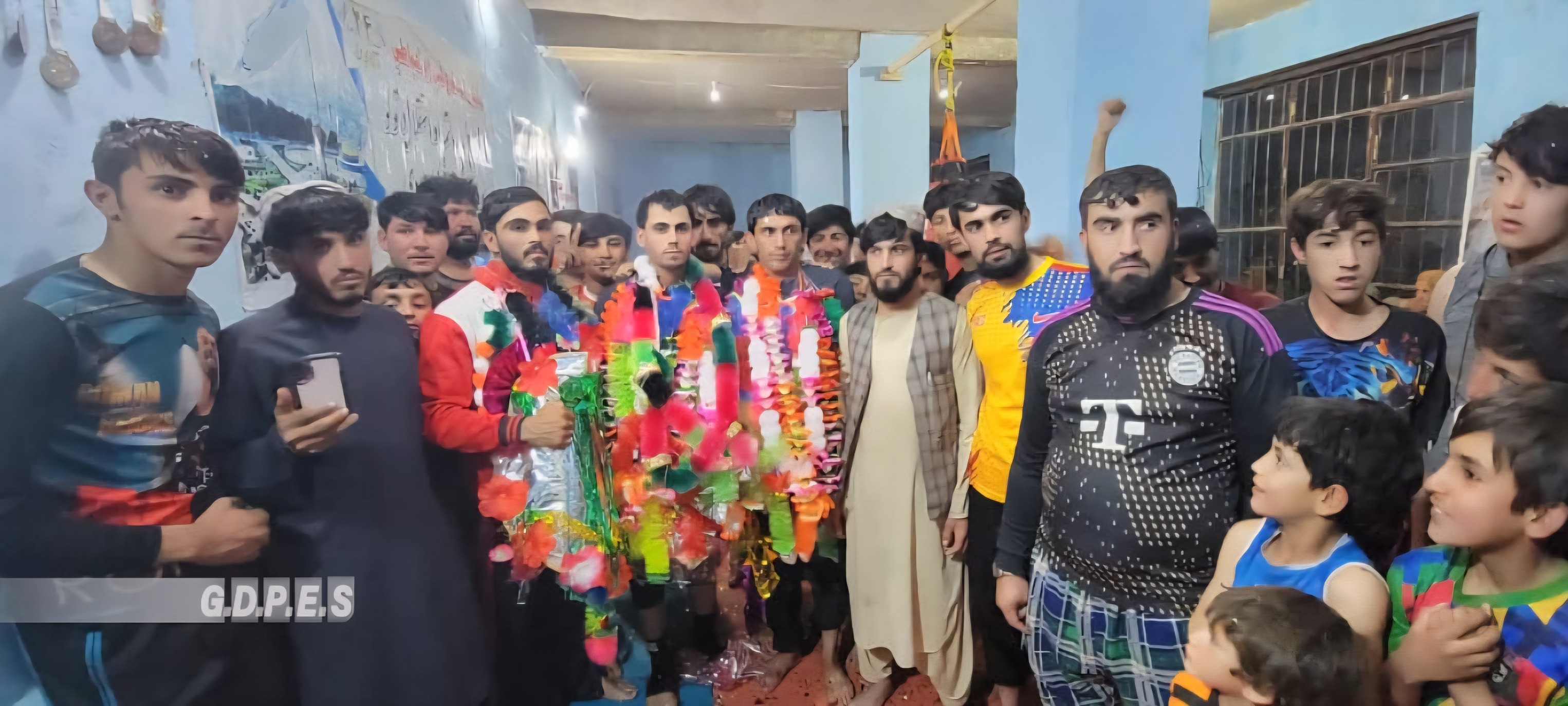 زابل؛ شاجوی ولسوالۍ کې د ٣٠ ورزشکارانو ترمنځ د رزمي ورزشونو سیالۍ ترسره شوې