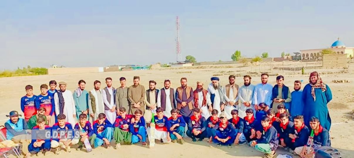 ننګرهار؛ چپرهار ولسوالۍ کې د ١٤ ښوونځیو ترمنځ د ټېپ بال کرېکټ سیالۍ پیل شوې