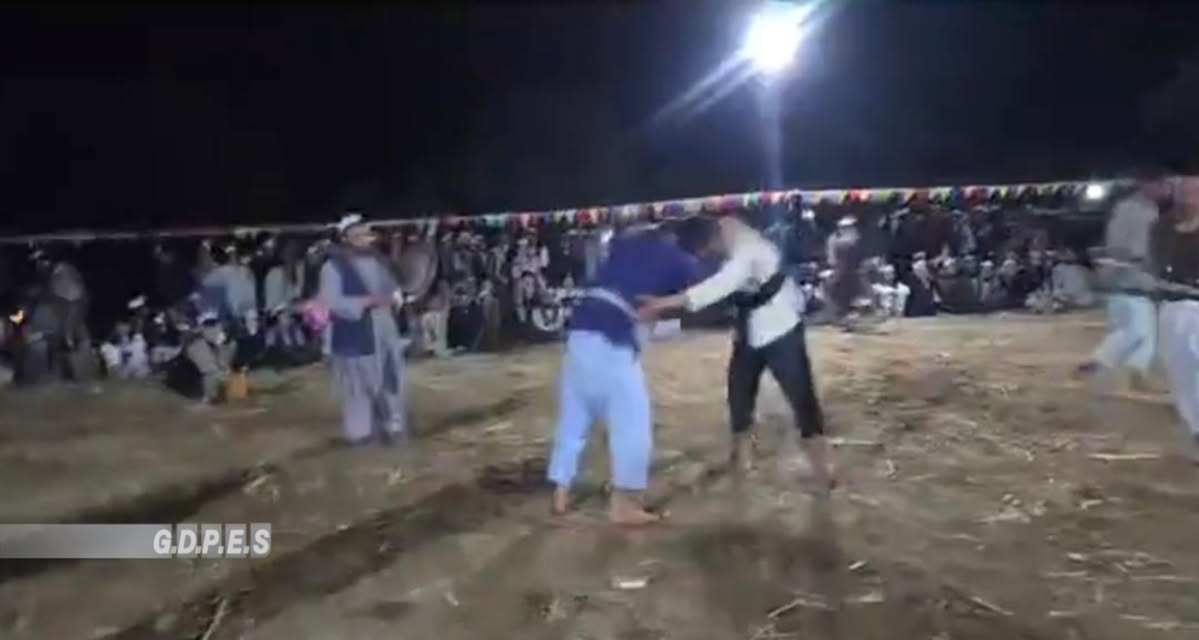 بلخ؛ شورتپه ولسوالۍ کې د ۸۰ پهلوانانو ترمنځ د کورش سيالۍ وشوې