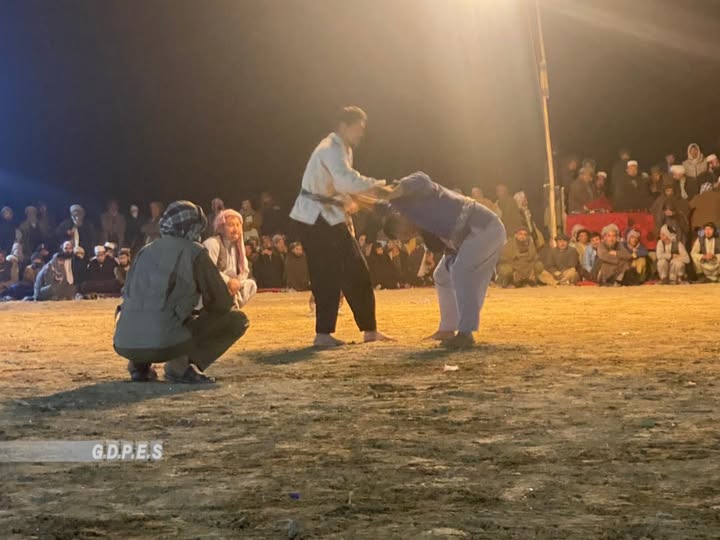 بلخ؛ مسابقات کورش میان ۷۰ ورزشکار در ولسوالی دولت آباد برگزار شد