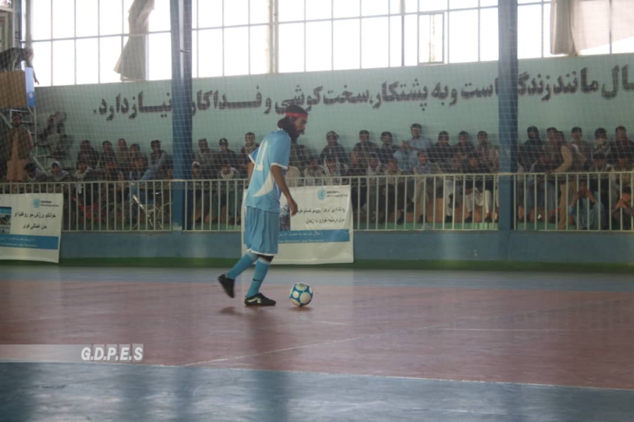 د غزني مرکز ښار کې د شپږو لوبډلو ترمنځ د فوټسال سیالۍ پيل شوې