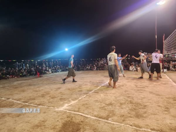 بلخ؛ دولت آباد ولسوالۍکې د اتو لوبډلو ترمنځ د واليبال سیالۍ ترسره شوې