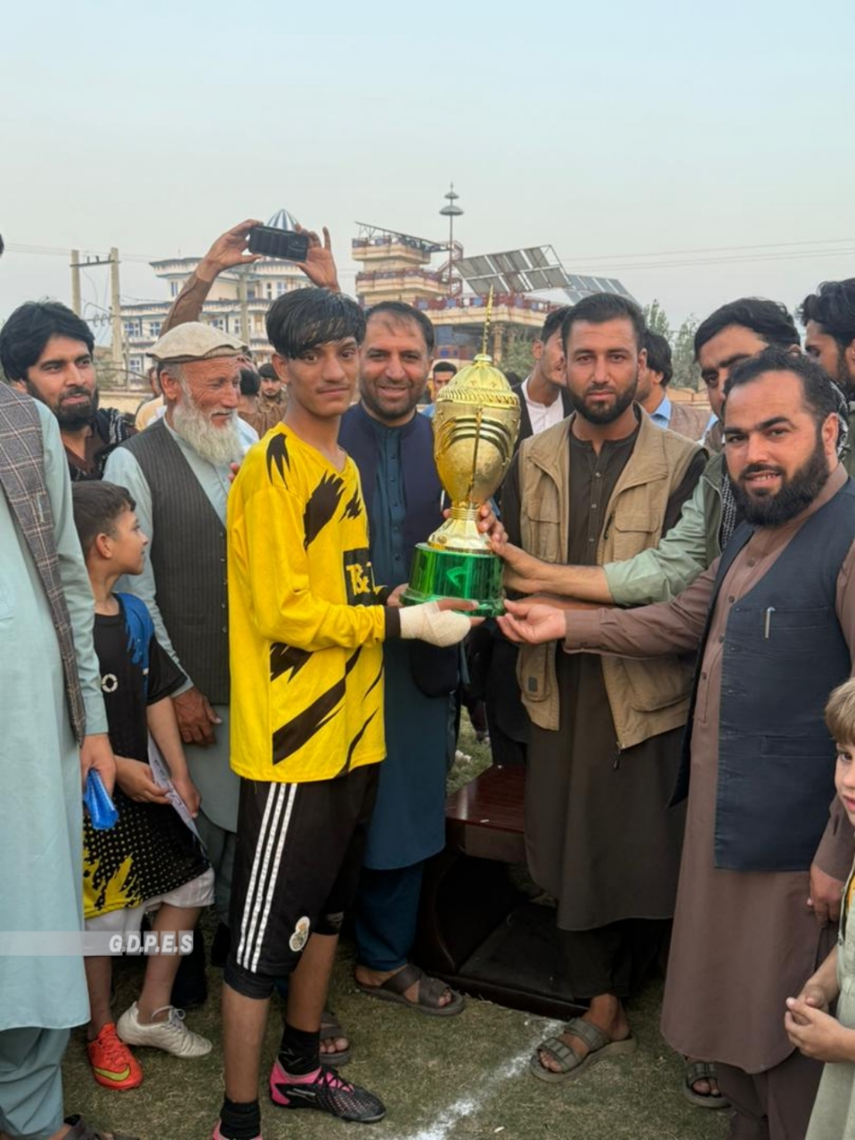 لغمان کې د شپږو لوبډلو ترمنځ د فوټبال سیالۍ پای ته ورسېدې