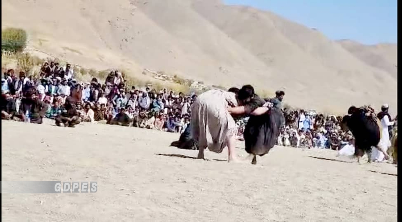 زابل؛ شینکۍ ولسوالۍ کې د ۱۰۰ ورزشکارانو ترمنځ د سیمه‌ییزې غېږ نیونې سیالۍ ترسره شوې