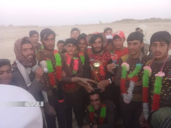پکتیکا؛ جاني خېلو ولسوالۍ کې د څلورو لوبډلو ترمنځ د ټېپ بال کرېکټ سیالۍ پای ته ورسېدې