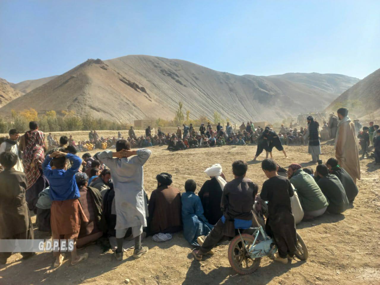 غور؛ تولک ولسوالۍ کې د ۴۰ ورزشکارانو ترمنځ د غېږنیونې سیمه ییزې سیالۍ وشوې