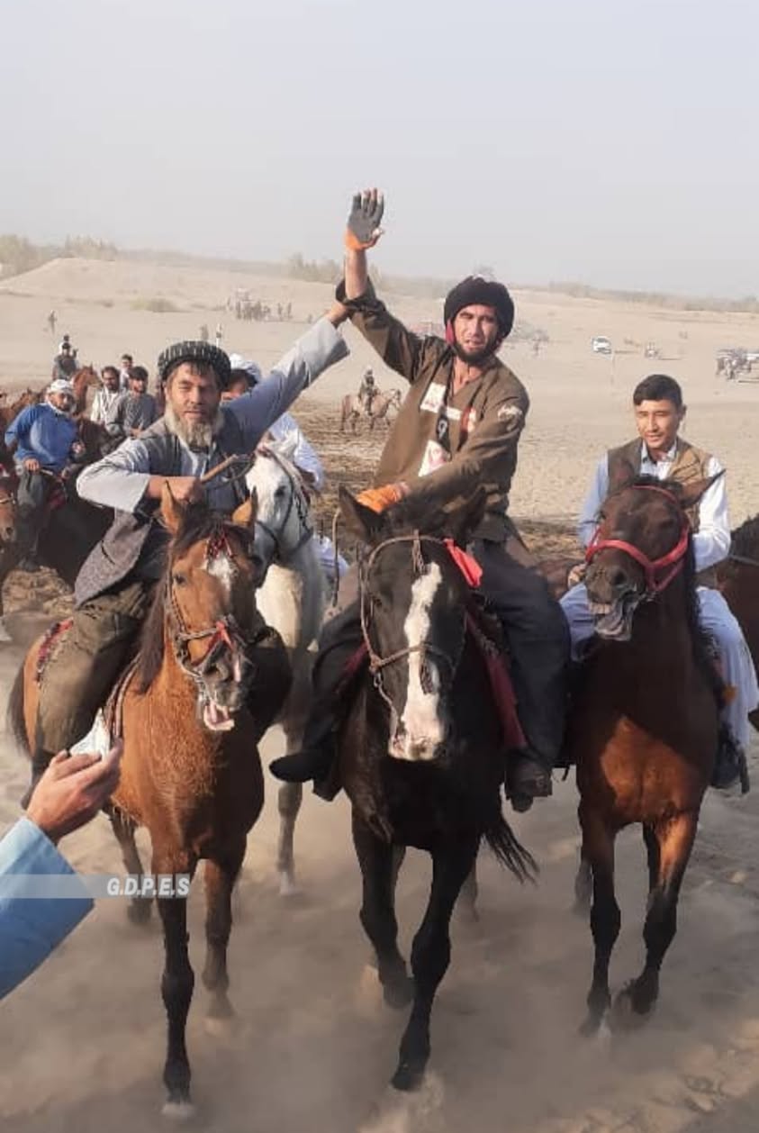 کندز؛ په امام صاحب ولسوالۍ کې  د ۶۵ چاپندازانو ترمنځ د وزلوبې سيالۍ وشوې