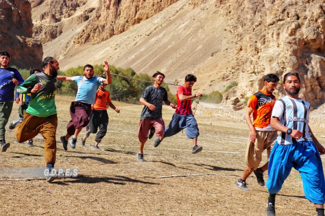 غور؛ رقابت های دوش با اشتراک ۵۰ تن در ولسوالی مرغاب برگزار شد