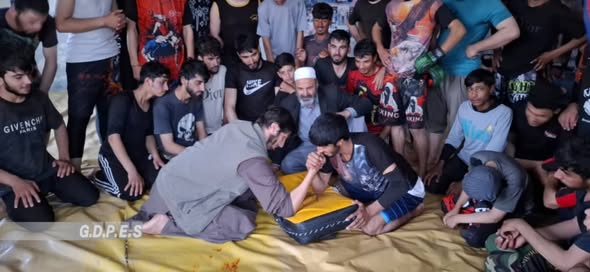 پروان؛ رقابت های دست کشتی با شتراک ۳۰ تن در شهر چاریکار برگزار شد