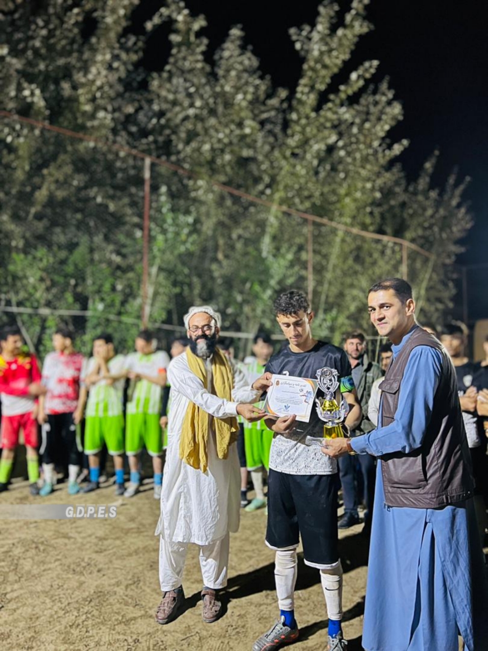 کندز؛ رقابت های فوتسال با اشتراک ۱۶ تیم در ولسوالی امام صاحب پایان یافت