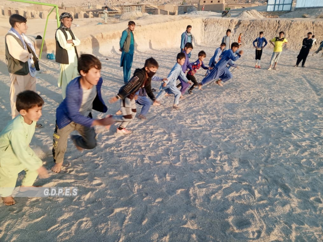 دایکندی؛ مسابقات دوش با اشتراک ۲۱ ورزشکار در ولسوالی شهرستان برگزار گردید