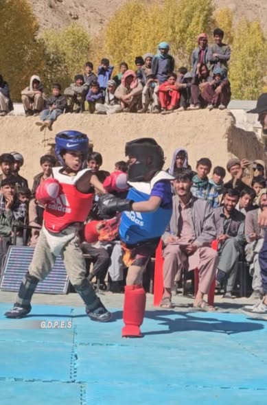 دایکندی؛ مسابقات مویتای با اشتراک چهل ورزشکار در ولسوالی سنگتخت و بندر برگزار گردید