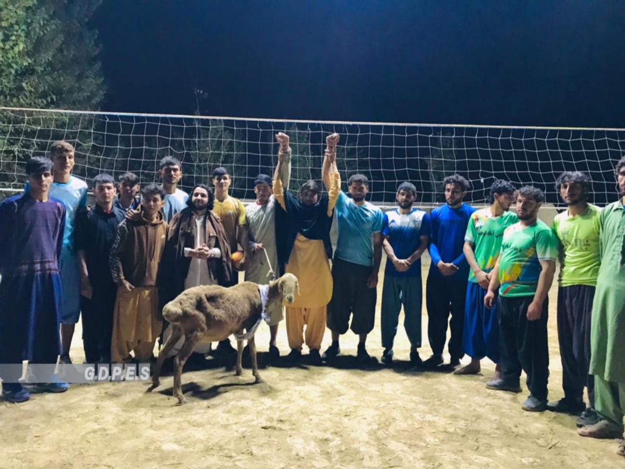 کندز کې د ۱۴ لوبډلو ترمنځ د والیبال سیالۍ د موج های امو لوبډلې په اتلولۍ پای ته ورسېدې